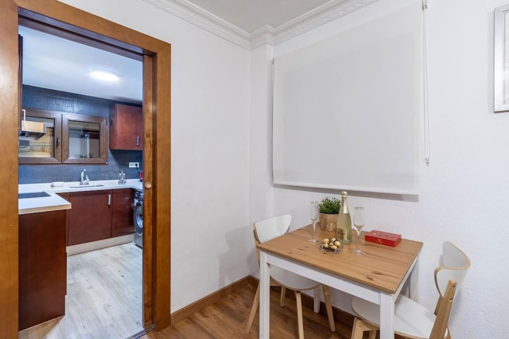 Apartamento Con Terraza A 4 Minutos De La Catedral Granada Exterior photo